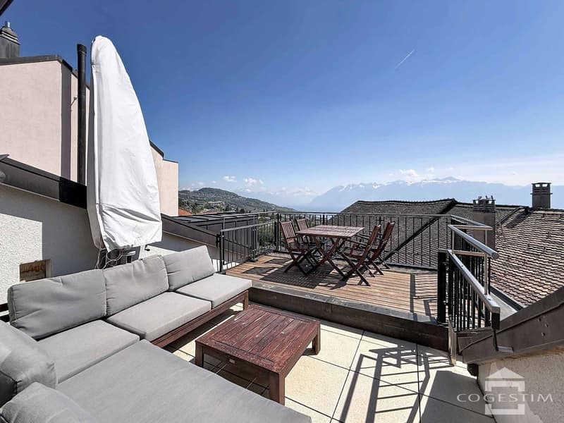 Geräumiges Duplex mit 5.5 Zimmern, Terrasse und Blick auf den Genfersee (8)