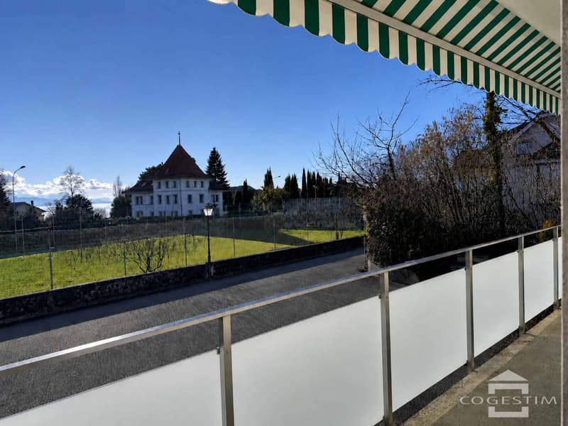 Apartment with 3.5 rooms, two steps from the lake (9)