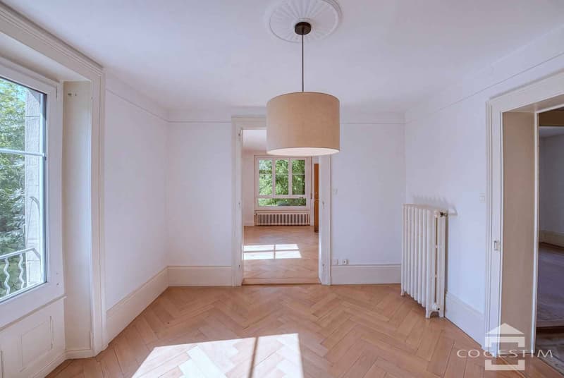 Dachboden zur Einrichtung mit Potenzial für die Schaffung einer Wohnung mit Aussicht (4)