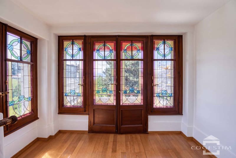 Charaktervolle Dachwohnung mit außergewöhnlicher Aussicht (9)