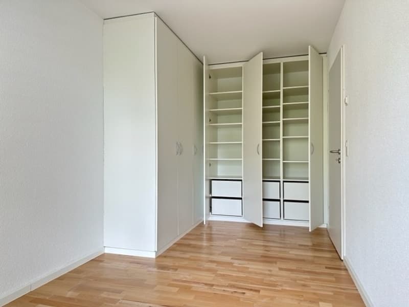 4.5-Zimmer-Wohnung mit Balkon und schöner Aussicht in Auw (6)