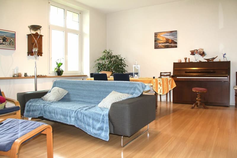Renditeobjekt in Les Bois JU! Renoviertes Patrizierhaus - Mehrfamilien- oder Generationenhaus - voll vermietet! (6)