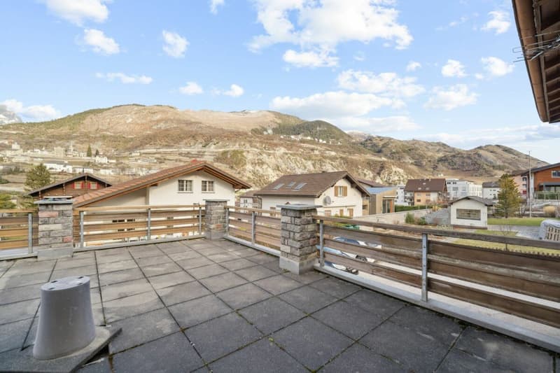 Double-family house with great (expansion) potential in a sunny location in Leuk (15)