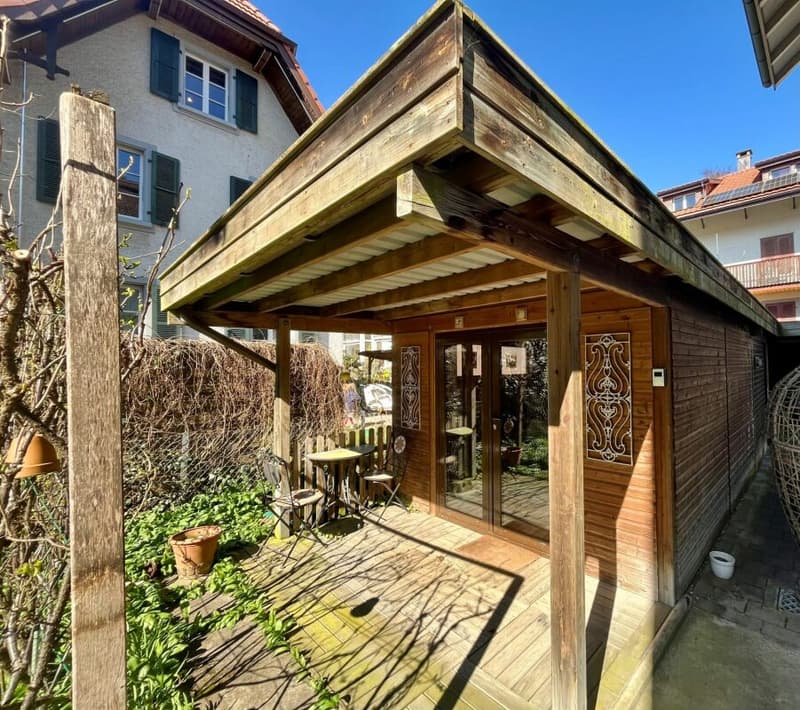 Historic multi-family house with three residential units in Burgdorf (16)