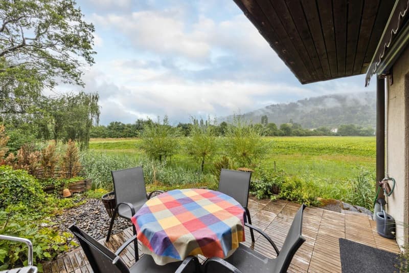 Special semi-detached house in an idyllic location on a natural stream in Worben (10)