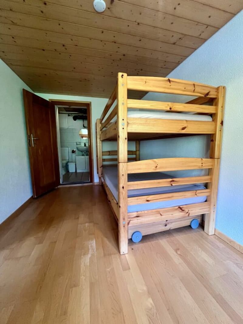 Cozy 4.5-room chalet with breathtaking views in Adelboden BE (13)