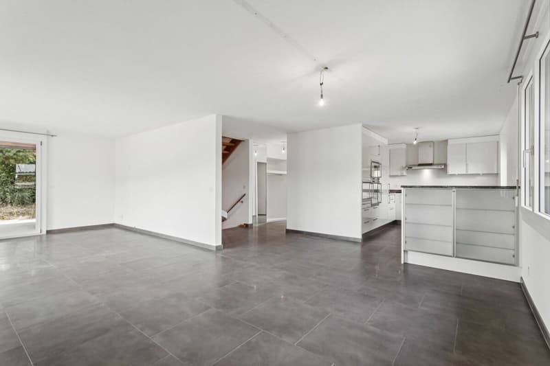 Gepflegtes Einfamilienhaus in ruhigem Wohnquartier in Gals BE (5)