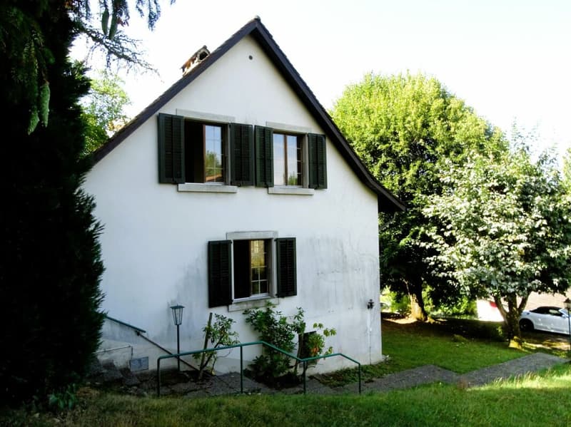 5-Zimmer Einfamilienhaus auf grosser Parzelle in Blonay VD mit See- und Bergsicht (17)