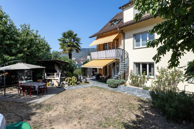 Mehrfamilienhaus mit Baulandreserve im schönen Lindenquartier in Biel BE (19)