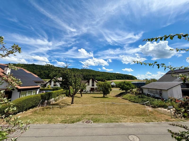 Grosszügige Baulandparzelle von 615 m2 in Gals BE (1)