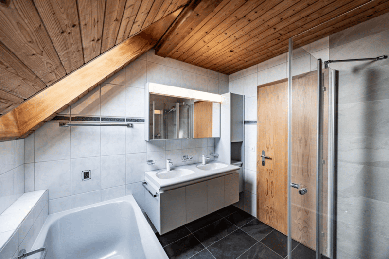Schöne 4,5-Zimmer Maisonettewohnung in ruhigem Wohnquartier in Obergerlafingen SO (5)