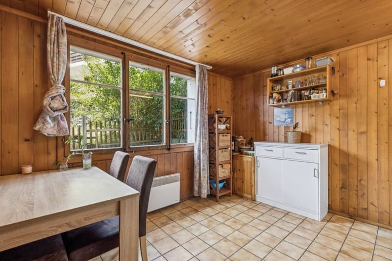 Grosses 7-Zimmer Chalet mit Einliegerwohnung und wunderbarer Weitsicht in Château-d'Oex VD (5)