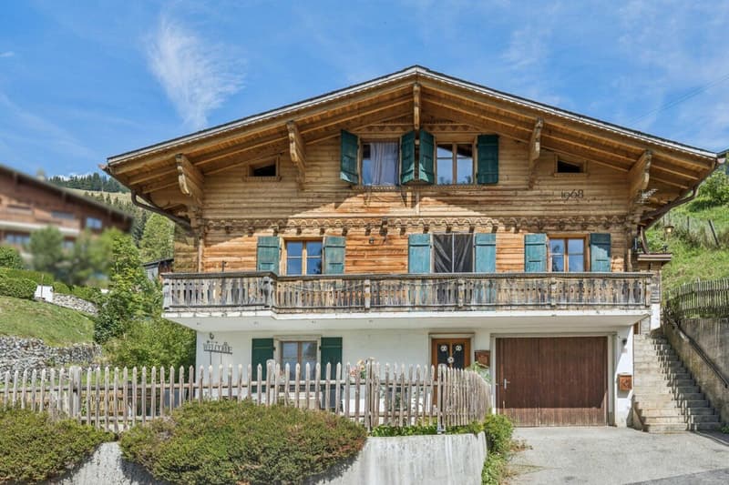 Grosses 7-Zimmer Chalet mit Einliegerwohnung und wunderbarer Weitsicht in Château-d'Oex VD (1)