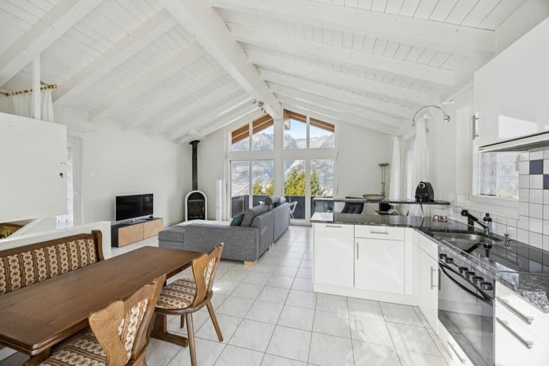 3,5-Zimmer Chalet in Unterbäch - herziges Tiny-Einfamilienhaus mit viel Privatsphäre (4)