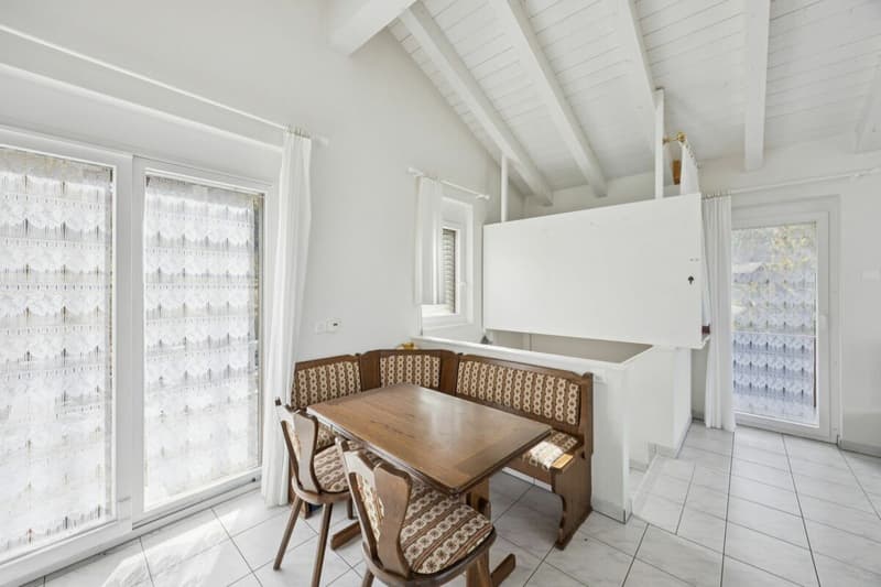 3,5-Zimmer Chalet in Unterbäch - herziges Tiny-Einfamilienhaus mit viel Privatsphäre (6)