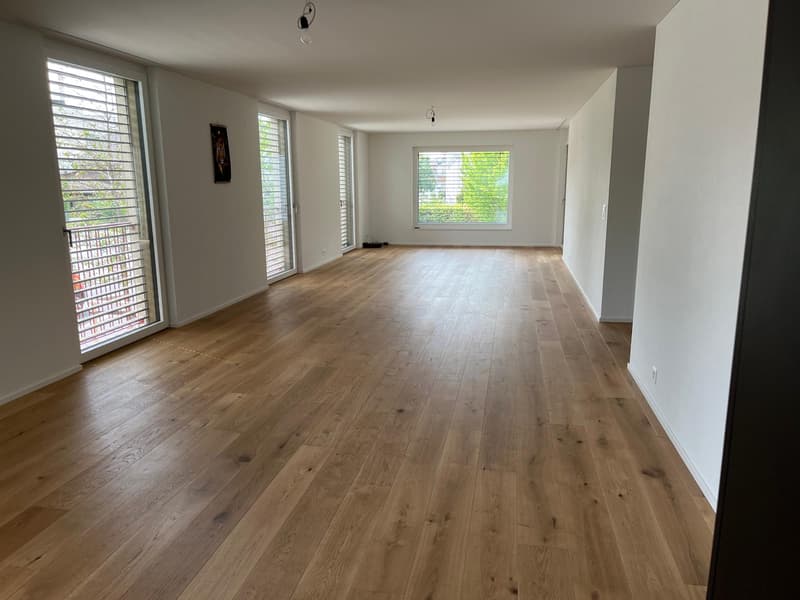 Ipsach - Wohnzimmer 1 - Marlin Immoblien