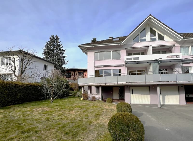 Spacious semi-detached house (1)