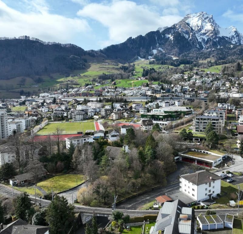 Proprietà in proprietà per piani / Terreno con molto potenziale (4)