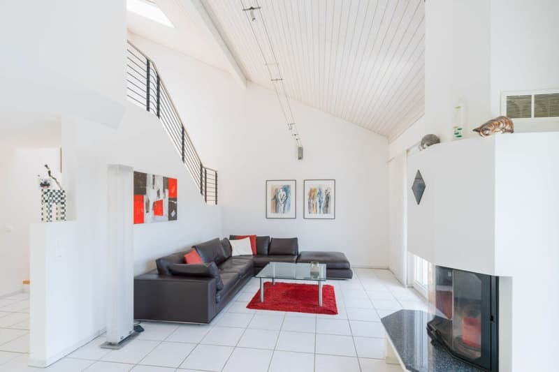 Quiet living in a house with a beautiful view (5)