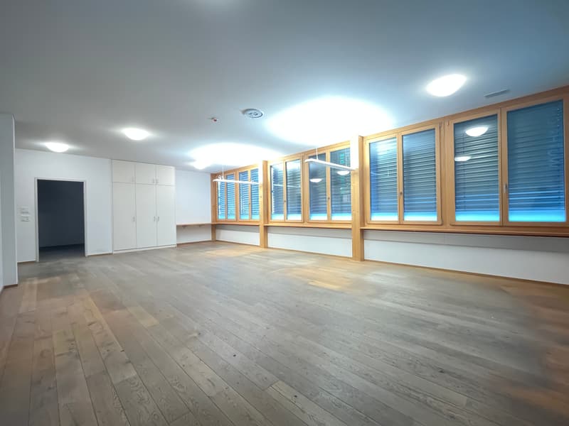 Practice/therapy rooms ideal for medical treatments (2)