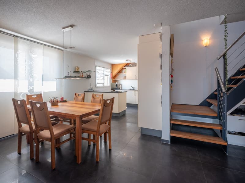 Appartement maisonnette moderne 4,5 pièces avec poêle suédois et grand balcon (2)
