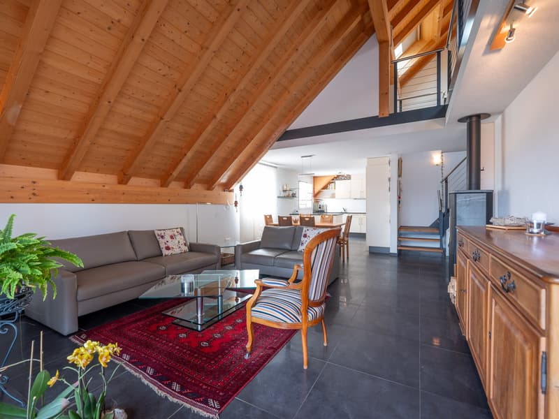 Appartement maisonnette moderne 4,5 pièces avec poêle suédois et grand balcon (1)