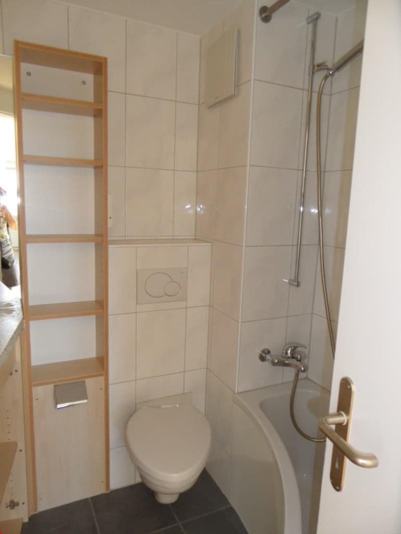 Badezimmer mit Badewanne