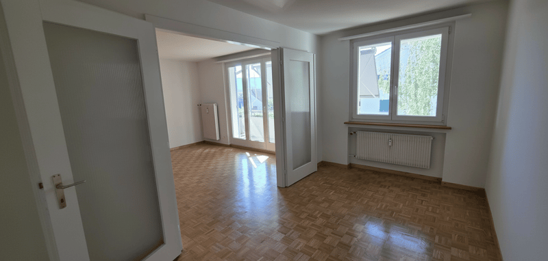 Appartamenti di 4 locali ristrutturati di recente con balcone in zona tranquilla – Schlatt TG (7)