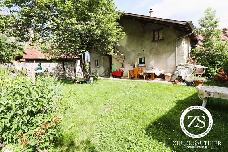 Einzelhaus mit Charakter in Chamoson – 6,5 Zimmer mit Aussicht und großem Grundstück (8)