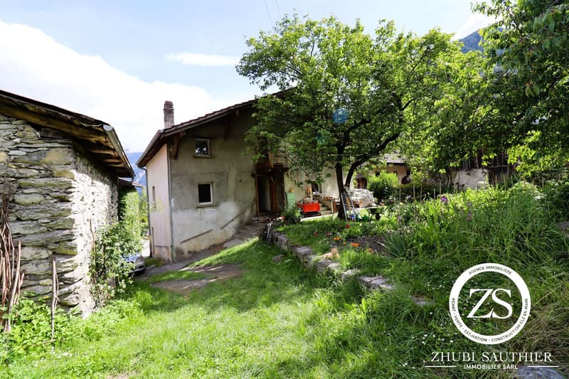 Einzelhaus mit Charakter in Chamoson – 6,5 Zimmer mit Aussicht und großem Grundstück (15)