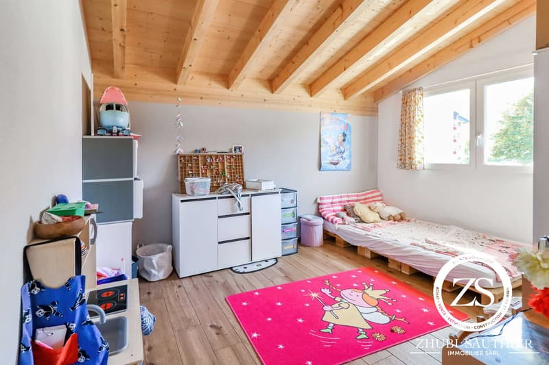 Villa familiale de 5.5 pièces avec garage double à Plan-Conthey (18)
