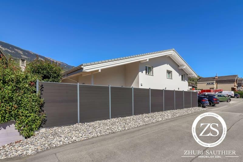 Villa familiale de 5.5 pièces avec garage double à Plan-Conthey (22)