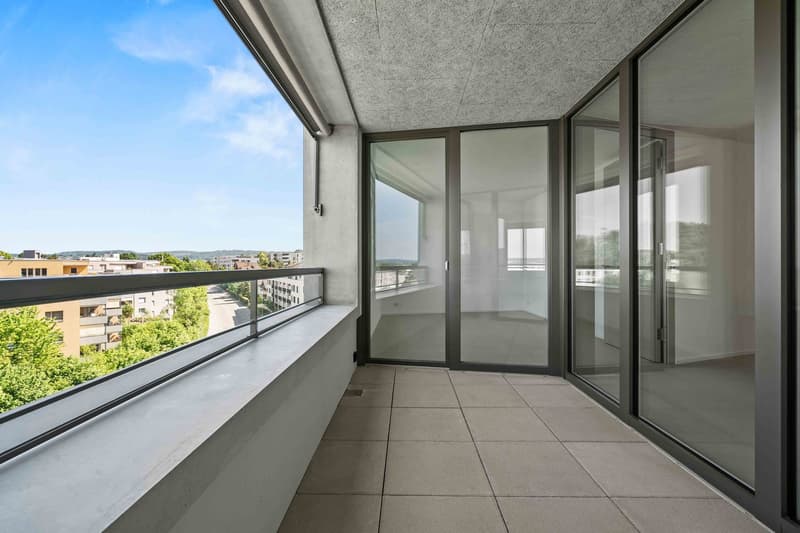 Appartamento moderno 4.5 locali al 6° piano con balcone e vista splendida a Kloten (Appartamento 6.1) (8)