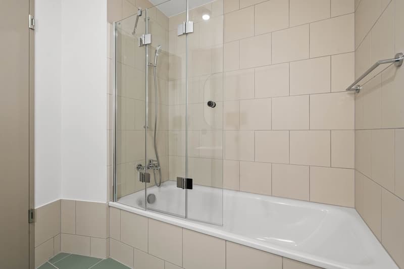 Appartamento moderno 4.5 locali al 6° piano con balcone e vista splendida a Kloten (Appartamento 6.1) (16)