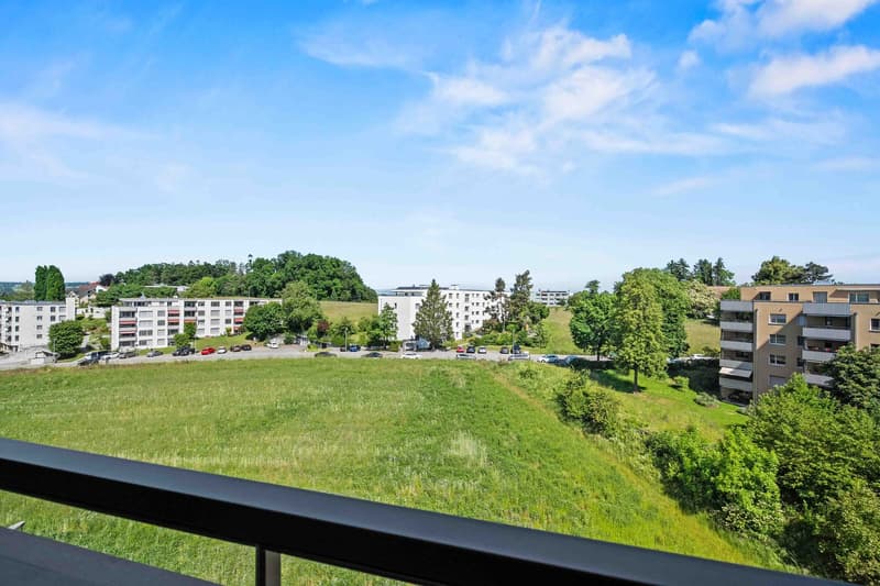 Appartamento moderno 4.5 locali al 6° piano con balcone e vista splendida a Kloten (Appartamento 6.1) (19)
