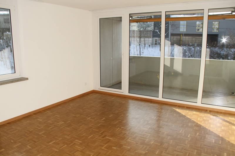 Grosszügige 2.5-Zimmer-Wohnung mit Balkon und schöner Aussicht in St. Gallen (5)