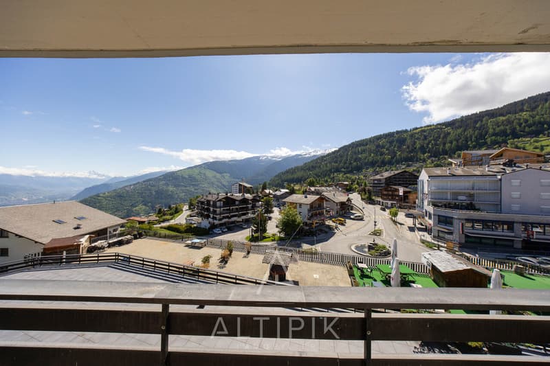 Studio en plein centre lumineux avec balcon plein sud - A rénover (6)