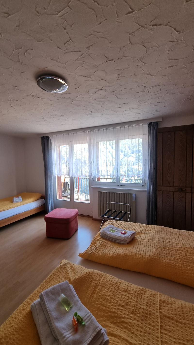 Hotel-Restaurant with 6 rooms & 5.5-room apartment – sunny location 20 minutes from Visp (16)