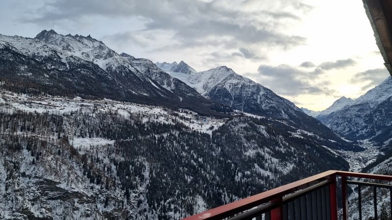 Hotel-Restaurant with 6 rooms & 5.5-room apartment – sunny location 20 minutes from Visp (21)