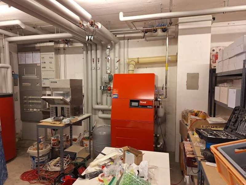 Living and working in the industrial zone? (10)