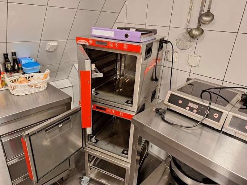 La propriété événementielle et commerciale exceptionnelle "Pyramide" est à vendre (12)