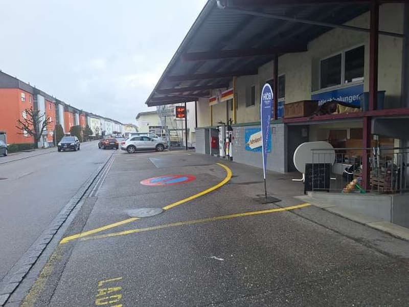 1'700 m2 Verkaufs- Büro- und Lagerflächen an top Lage direkt beim Bahnhof und nahe SCHOPPING-MEILE (24)