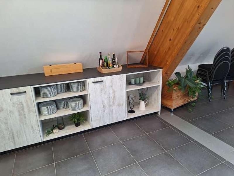 Wohnen und Arbeiten unter einem Dach? Sehr grosse Parzelle. (Tiere, lautes Hobby, Musik, etc. OK!)) (40)