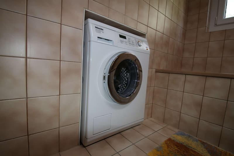 Top 5.5 Zimmer Wohnung mit Top Preis - Leistungsverhältnis: CHF 3'250.00/m2! (21)