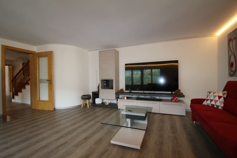 Top 5.5 Zimmer Wohnung mit Top Preis - Leistungsverhältnis: CHF 3'250.00/m2! (6)