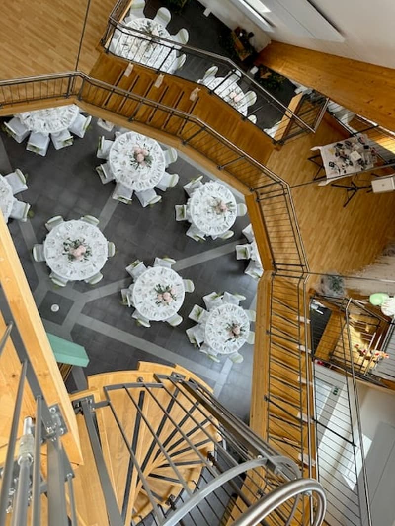 Die Event & Top Party-Location „Pyramide“ steht zum Verkauf (28)
