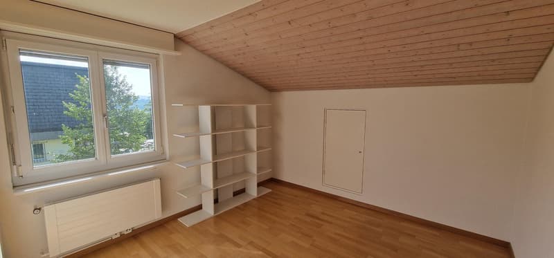Charmantes 5.5-Zimmer-Einfamilienhaus in Oftringen – Sofort verfügbar! (7)