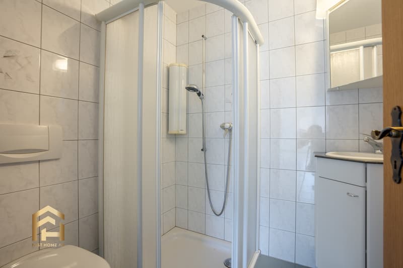 Appartement spacieux de 5,5 pièces avec possibilité d'agrandir l'espace mansardé (8)