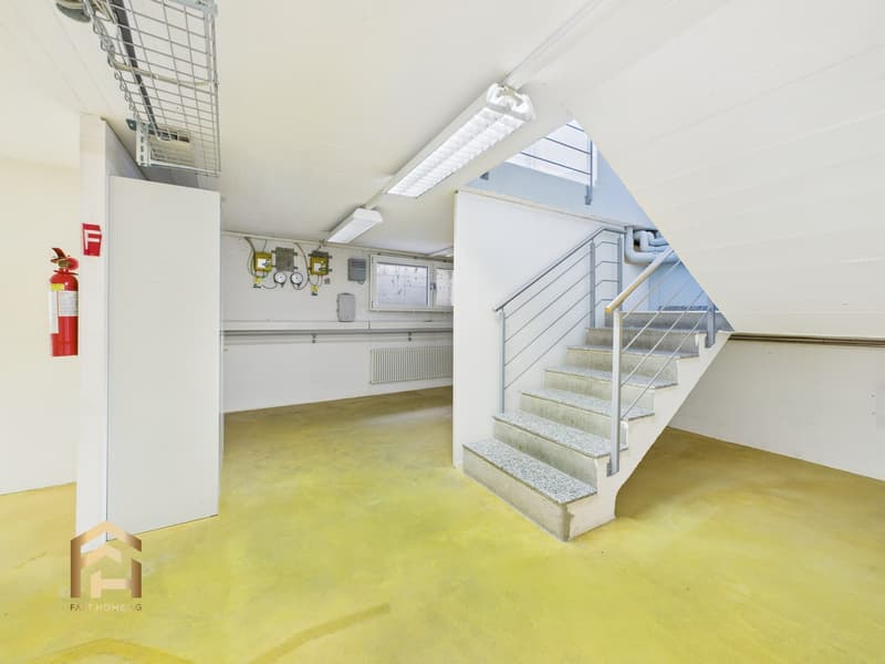 Attractive business location in top location on Bahnhofstrasse in Visp (8)