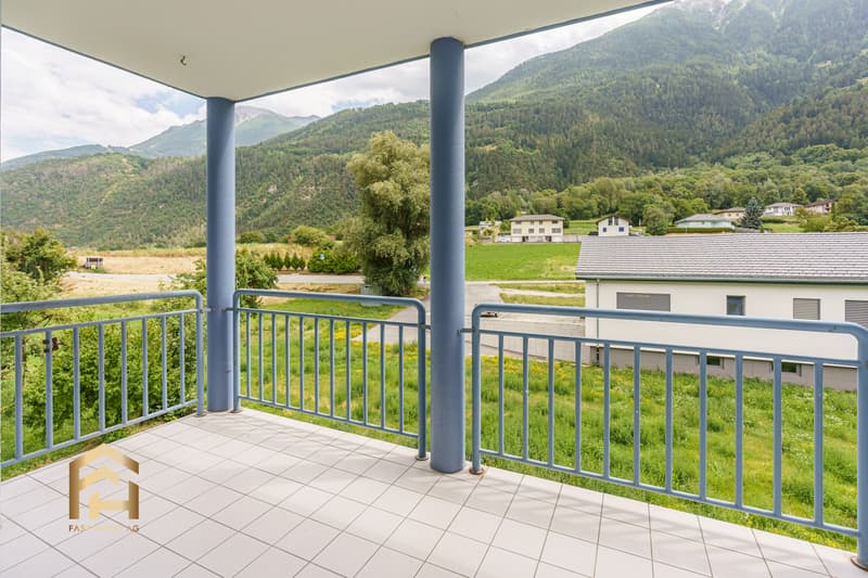 Appartement idyllique 4.5 pièces avec jardin à Agarn (11)